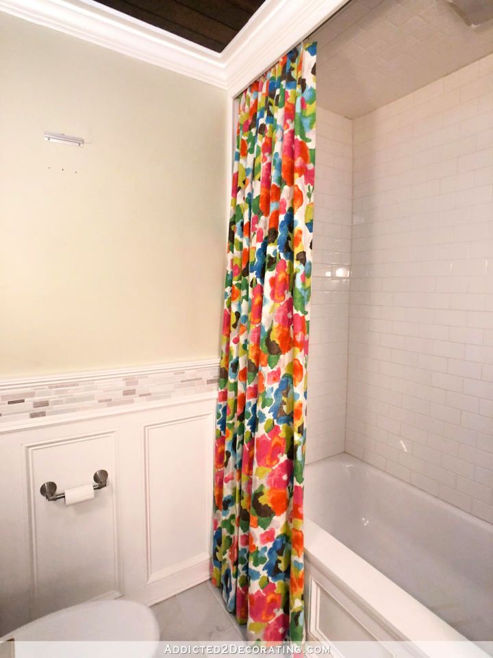 20. DIY a cortina de banheiro da casa da fazenda